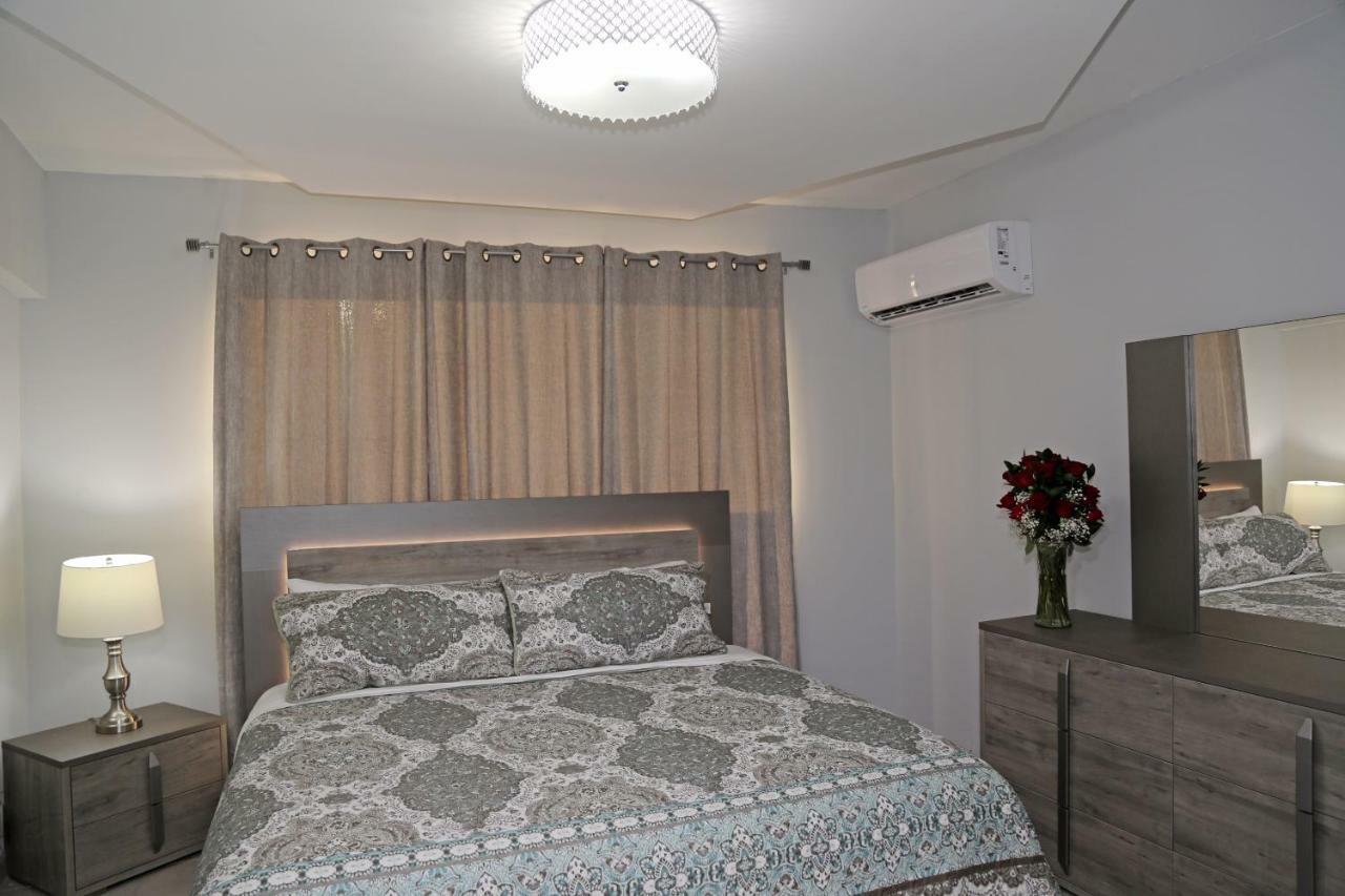 Itza-Bella Suites Isabela Exterior foto